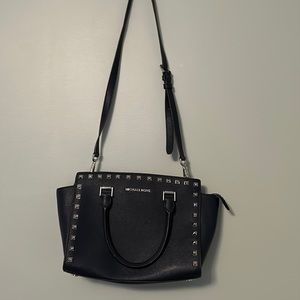 Michael Kors navy with silver studs purse like new